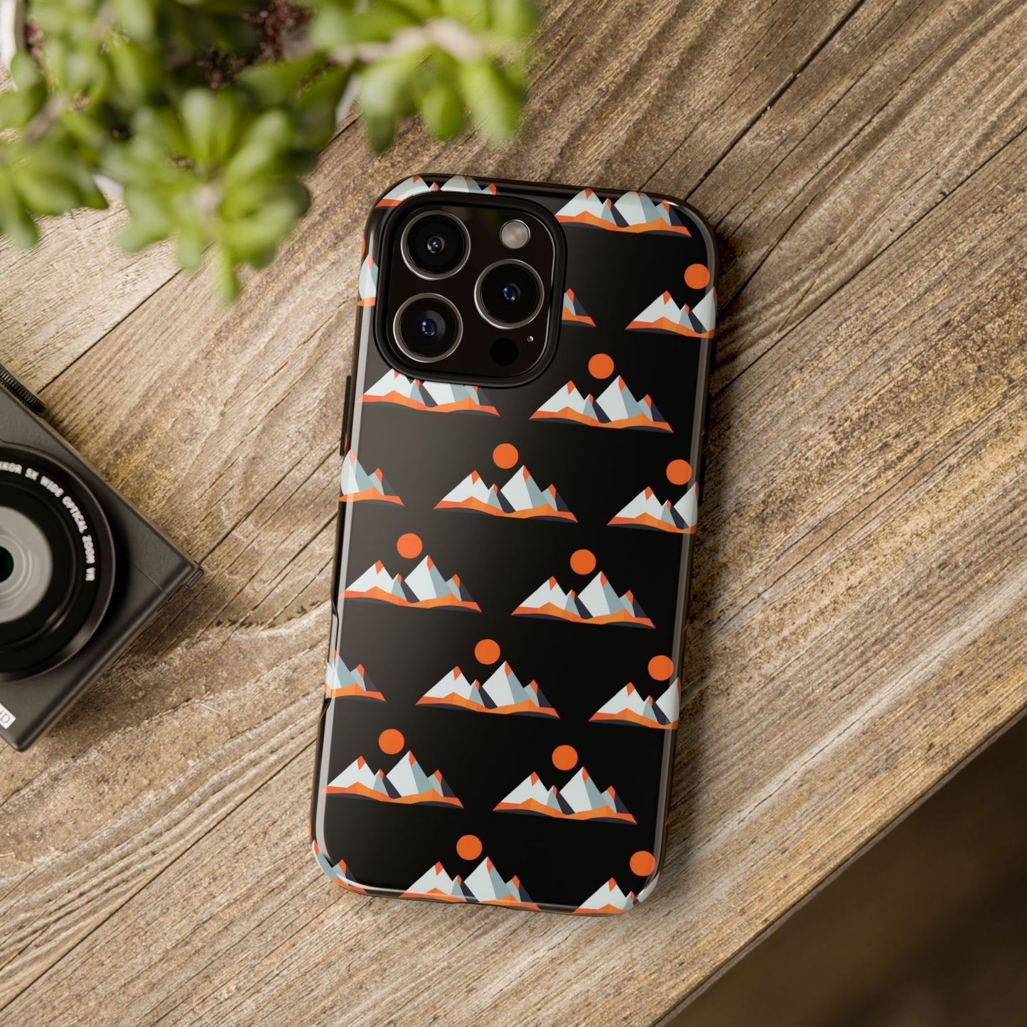 Geometrik Dağ ve Güneş – Minimalist Sanat Telefon Kılıfı